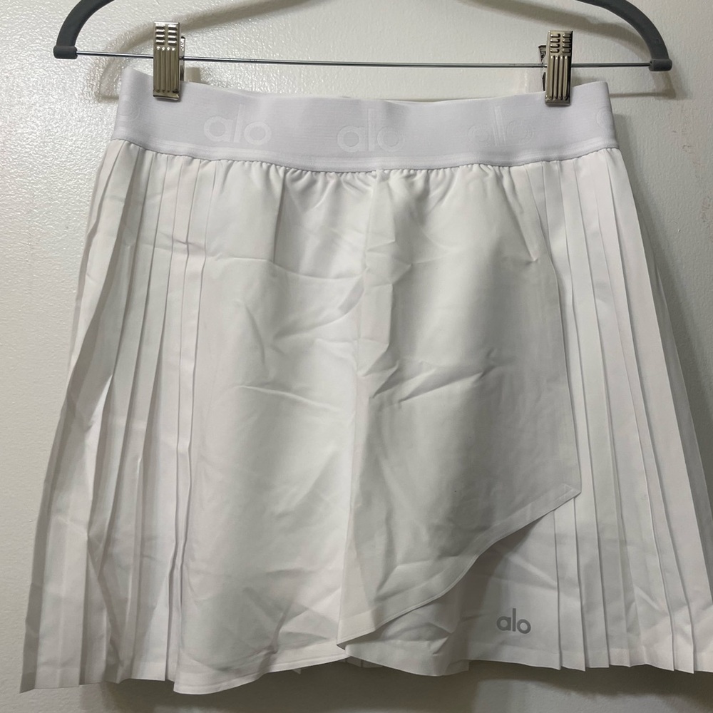 COPY - Alo yoga tennis skirt size M